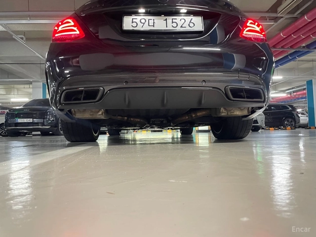 Mercedes-Benz C 63 AMG КОЖА* ПОДГРЕВ* ПАНОРАМА* НАВИ* КАМЕРИ - автомобили, коли, обяви за нови и употребявани 3