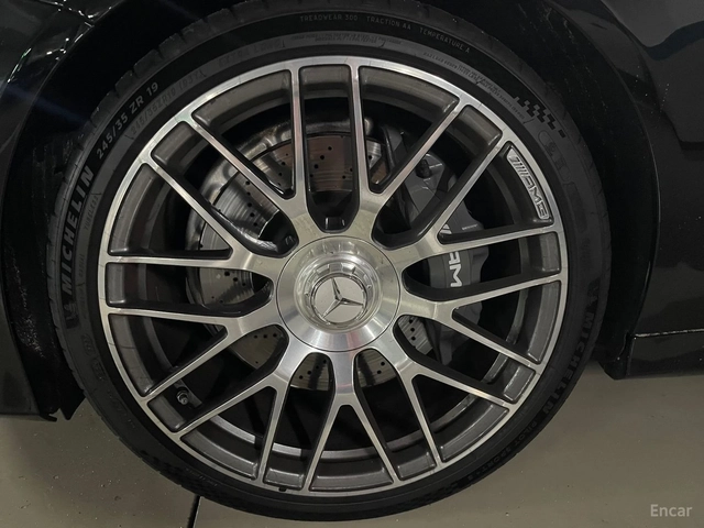 Mercedes-Benz C 63 AMG КОЖА* ПОДГРЕВ* ПАНОРАМА* НАВИ* КАМЕРИ - автомобили, коли, обяви за нови и употребявани 9