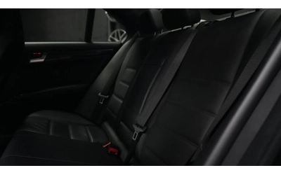 Mercedes-Benz C 63 AMG EDITION 507* 1/507* PERFORMANCE PACK* CARBON PACK - автомобили, коли, обяви за нови и употребявани 11