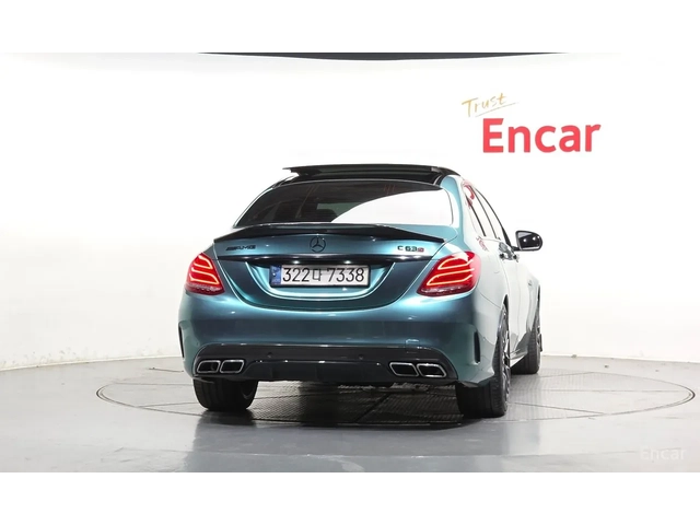 Mercedes-Benz C 63 AMG AMG FULL EXTRAS Уникат ! - автомобили, коли, обяви за нови и употребявани 3