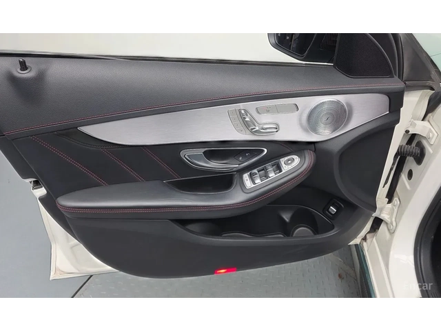 Mercedes-Benz C 63 AMG AMG FULL EXTRAS Уникат ! - автомобили, коли, обяви за нови и употребявани 9