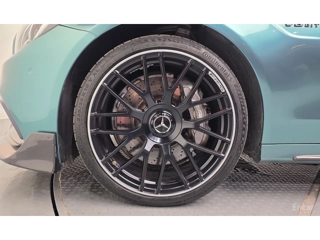 Mercedes-Benz C 63 AMG AMG FULL EXTRAS Уникат ! - автомобили, коли, обяви за нови и употребявани 4