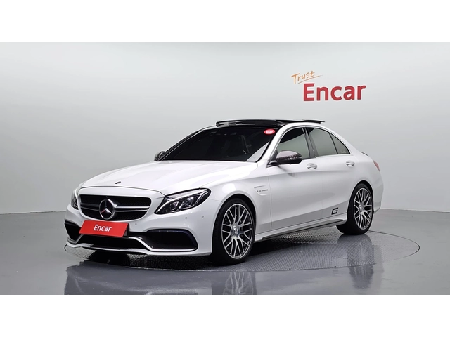 Mercedes-Benz C 63 AMG 4.0 V8 Biturbo - автомобили, коли, обяви за нови и употребявани 0