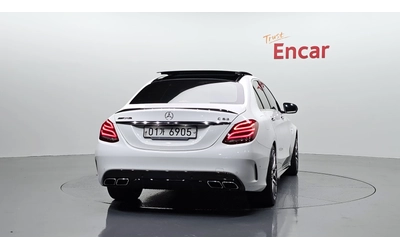 mercedes-benz-c-63-amg - 3