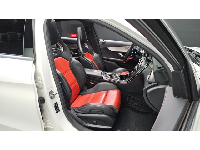 Mercedes-Benz C 63 AMG 4.0 V8 Biturbo - автомобили, коли, обяви за нови и употребявани 9