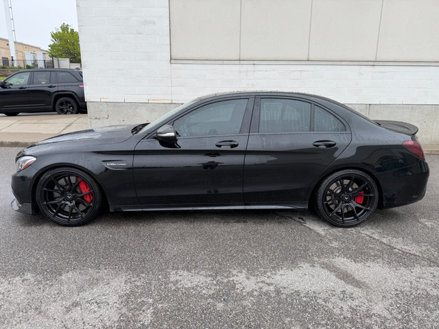 Mercedes-Benz C-CLASS 4.0L 8cyl RWD - автомобили, коли, обяви за нови и употребявани 1