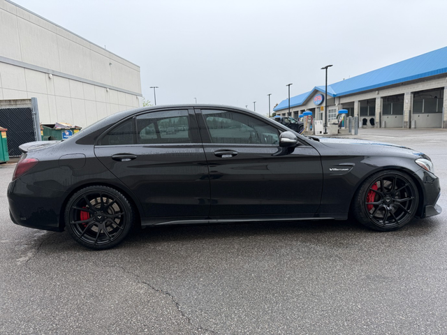 Mercedes-Benz C-CLASS 4.0L 8cyl RWD - автомобили, коли, обяви за нови и употребявани 2