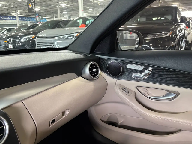 Mercedes-Benz C-Class C300|4MATIC|AMGPKG|NAV|WOOD|CREAMLEATHER|SUNROOF|+ All Wheel Drive - автомобили, коли, обяви за нови и употребявани 15