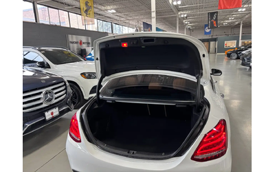 Mercedes-Benz C-Class C300|4MATIC|AMGPKG|NAV|WOOD|CREAMLEATHER|SUNROOF|+ All Wheel Drive - автомобили, коли, обяви за нови и употребявани 6