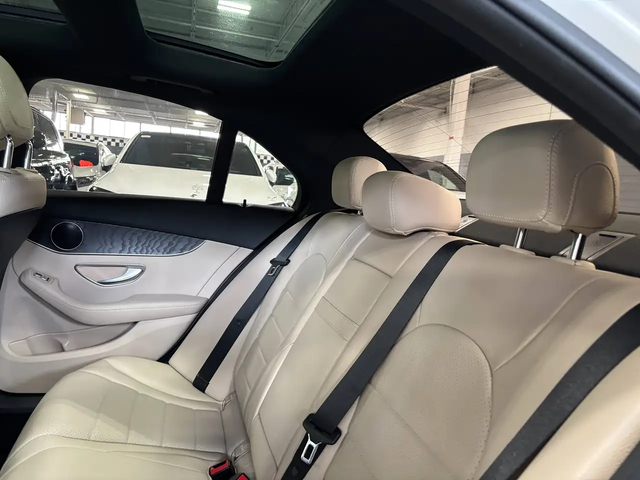 Mercedes-Benz C-Class C300|4MATIC|AMGPKG|NAV|WOOD|CREAMLEATHER|SUNROOF|+ All Wheel Drive - автомобили, коли, обяви за нови и употребявани 8