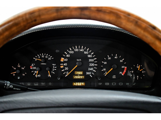 Mercedes-Benz CL 500 - автомобили, коли, обяви за нови и употребявани 33