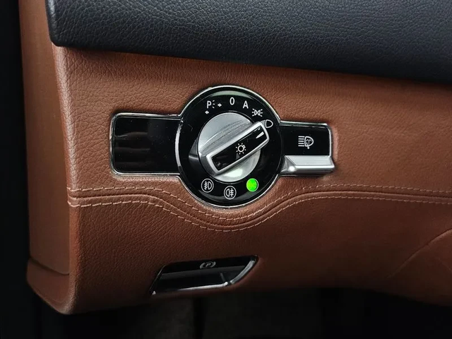 Mercedes-Benz CL 500 - автомобили, коли, обяви за нови и употребявани 13