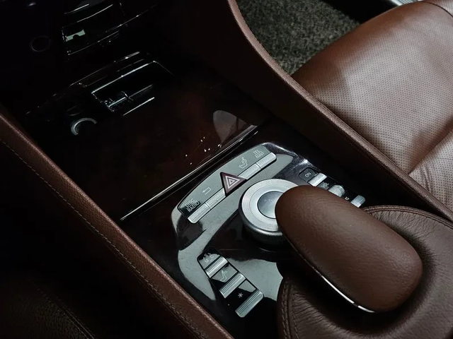 Mercedes-Benz CL 500 - автомобили, коли, обяви за нови и употребявани 16