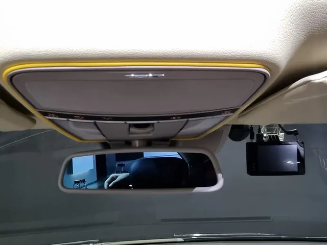 Mercedes-Benz CL 63 AMG - автомобили, коли, обяви за нови и употребявани 15