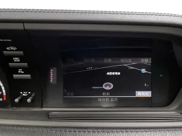 Mercedes-Benz CL 63 AMG - автомобили, коли, обяви за нови и употребявани 12