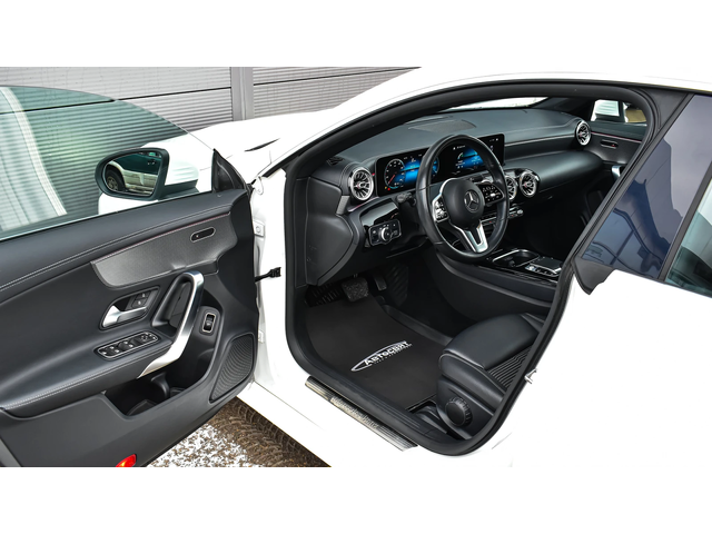 Mercedes-Benz CLA 180 d Coupe Progressive - автомобили, коли, обяви за нови и употребявани 7