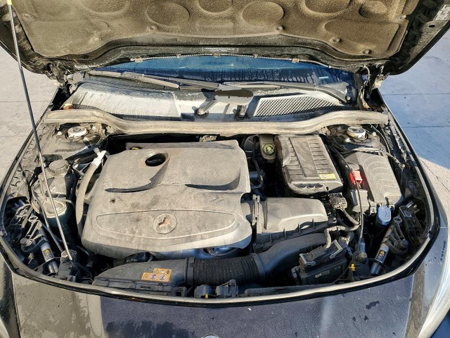 Mercedes-Benz CLA 2.0L 4 Front-wheel Drive - автомобили, коли, обяви за нови и употребявани 10