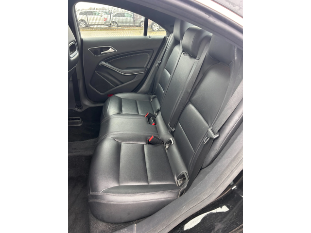 Mercedes-Benz CLA 200 CDI AVTOMAT/PANORAMA/NAVI/KOJA EURO 5 - автомобили, коли, обяви за нови и употребявани 9