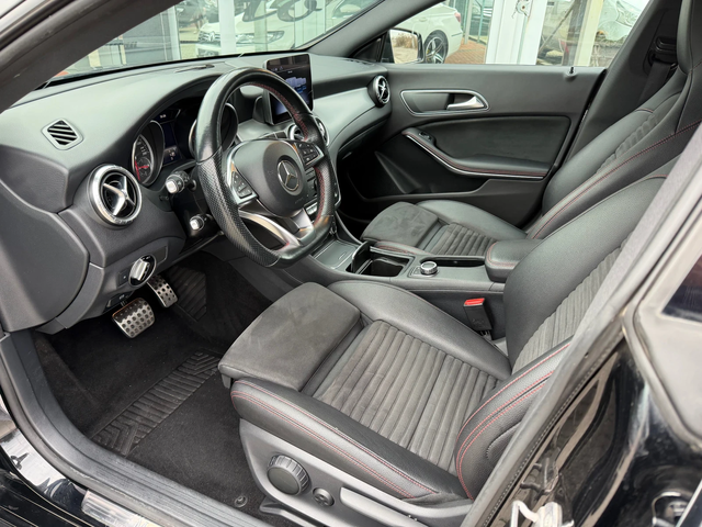 Mercedes-Benz CLA 200 AMG180#FACE#NAVI#CAMERA#ПОДГРЕВ#KEYLESS#ALCANTARA - автомобили, коли, обяви за нови и употребявани 9