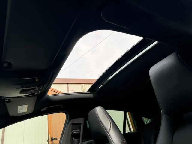 Mercedes-Benz CLA 200 AMG-SWISS-TOP - автомобили, коли, обяви за нови и употребявани 9