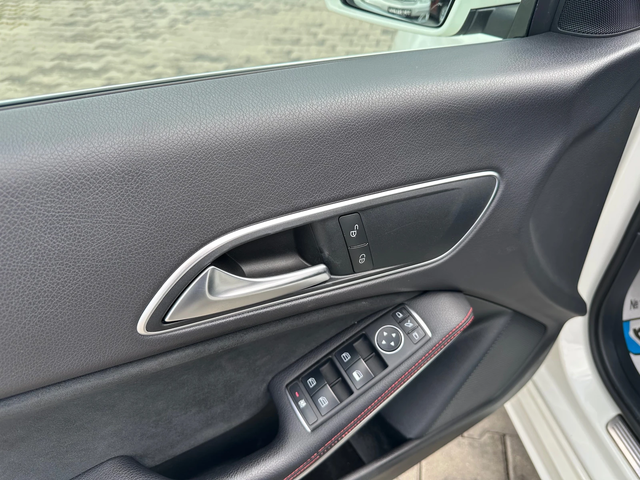 Mercedes-Benz CLA 220 AMG PAKET* LED* NAVI* TOP* - автомобили, коли, обяви за нови и употребявани 10