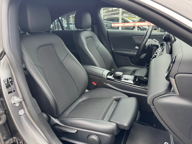 Mercedes-Benz CLA 220 200CDI#NAVI#CAMERA#DIGITAL#BLINDSPOT#LEDHIGHPERF - автомобили, коли, обяви за нови и употребявани 8