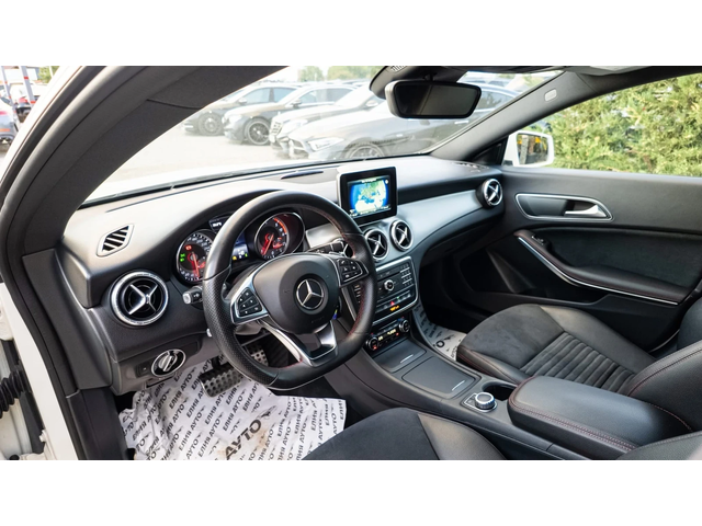 Mercedes-Benz CLA 220 D EDITION 1 FULL AMG LINE АЛКАНТАРА ЛИЗИНГ 100% - автомобили, коли, обяви за нови и употребявани 11