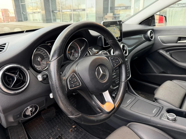 Mercedes-Benz CLA 220 БАРТЕР* AMG* 7G* Кожа - автомобили, коли, обяви за нови и употребявани 10