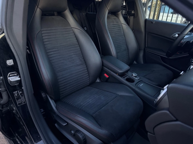 Mercedes-Benz CLA 220 CDI= AMG= PANORAMA= - автомобили, коли, обяви за нови и употребявани 11