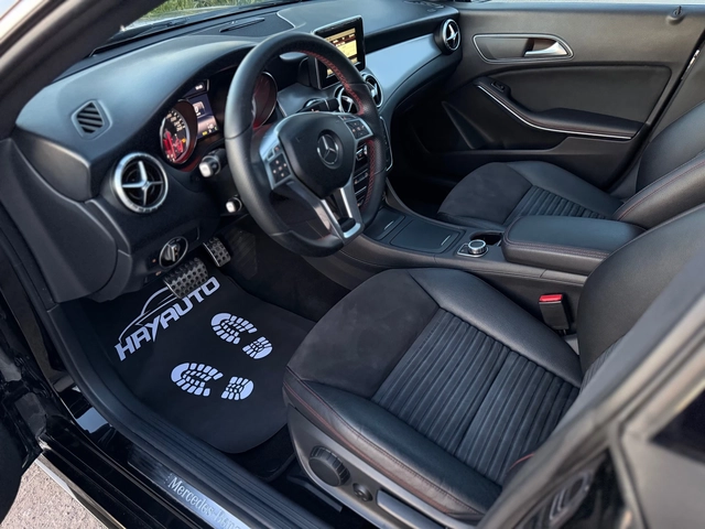 Mercedes-Benz CLA 220 CDI= AMG= PANORAMA= - автомобили, коли, обяви за нови и употребявани 8