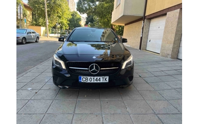 mercedes-benz-cla-220 - 1