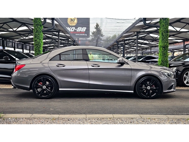 Mercedes-Benz CLA 220 AMG/CAMERA/AMBIENT/CAR PLAY/KEYLESS GO - автомобили, коли, обяви за нови и употребявани 3