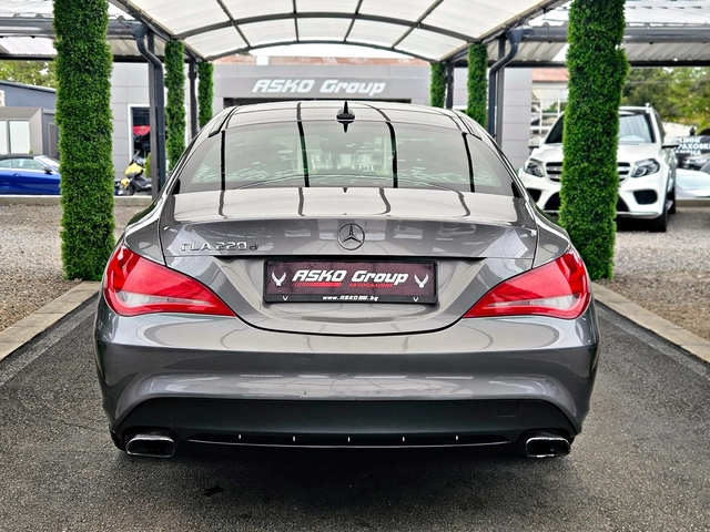 Mercedes-Benz CLA 220 AMG/CAMERA/AMBIENT/CAR PLAY/KEYLESS GO - автомобили, коли, обяви за нови и употребявани 5