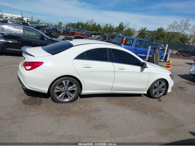 Mercedes-Benz CLA 250 2.0L I-4 DI, DOHC, VVT, TURBO, 208HP Front Wheel Drive - автомобили, коли, обяви за нови и употребявани 13