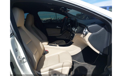 mercedes-benz-cla-250-2-0l-i-4-di-dohc-vvt-turbo-208hp-front-wheel-drive - 4