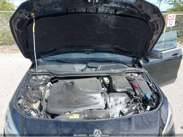 Mercedes-Benz CLA 250 2.0L I-4 DI, DOHC, VVT, TURBO, 208HP Front Wheel Drive - автомобили, коли, обяви за нови и употребявани 9