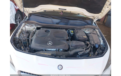 Mercedes-Benz CLA 250 2.0L I-4 DI, DOHC, VVT, TURBO, 208HP Front Wheel Drive - автомобили, коли, обяви за нови и употребявани 9