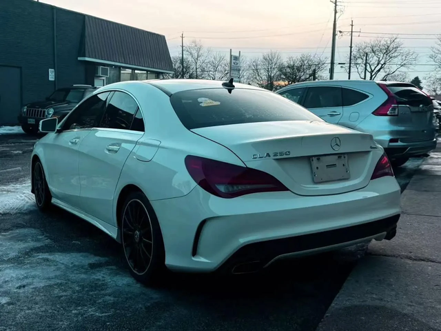 Mercedes-Benz CLA 250 * AMG PACK* KYELESS* 4 MATIC* PANO* - автомобили, коли, обяви за нови и употребявани 3