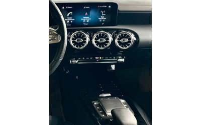 Mercedes-Benz CLA 250 е Coupe * AMG* Camera * Лизинг - автомобили, коли, обяви за нови и употребявани 11