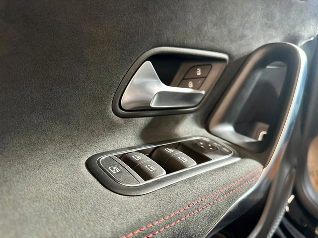 Mercedes-Benz CLA 250 е Coupe * AMG* Camera * Лизинг - автомобили, коли, обяви за нови и употребявани 7