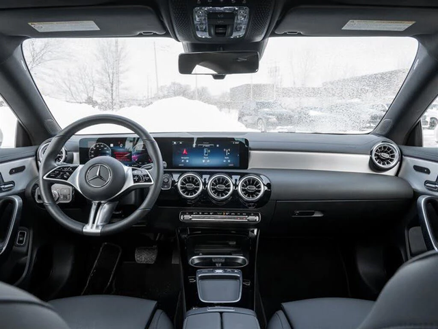 Mercedes-Benz CLA 250 * 4MATIC* Автокредит(Цена до БГ) - автомобили, коли, обяви за нови и употребявани 13