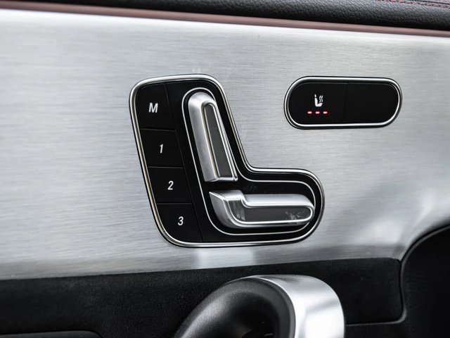 Mercedes-Benz CLA 250 * AMG Line * HeadUp * * AвтоКредит* (ЦЕНА ДО БГ) - автомобили, коли, обяви за нови и употребявани 13