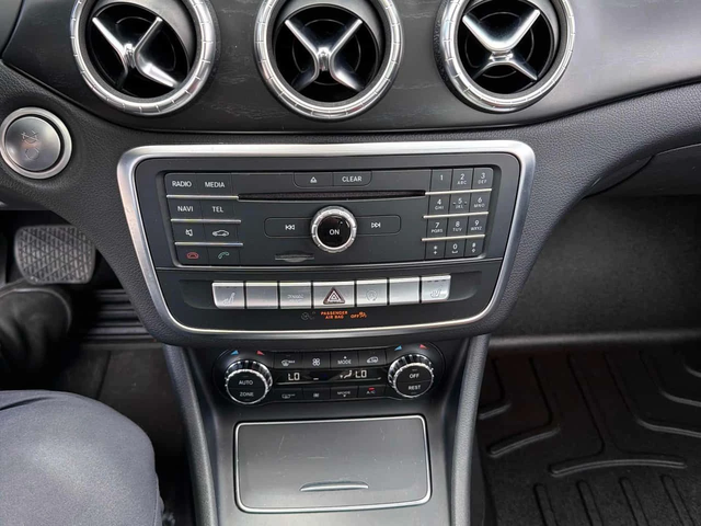Mercedes-Benz CLA 250 4MATIC* DISTRONIC* PANORAMA* ПОДГРЕВ* - автомобили, коли, обяви за нови и употребявани 9