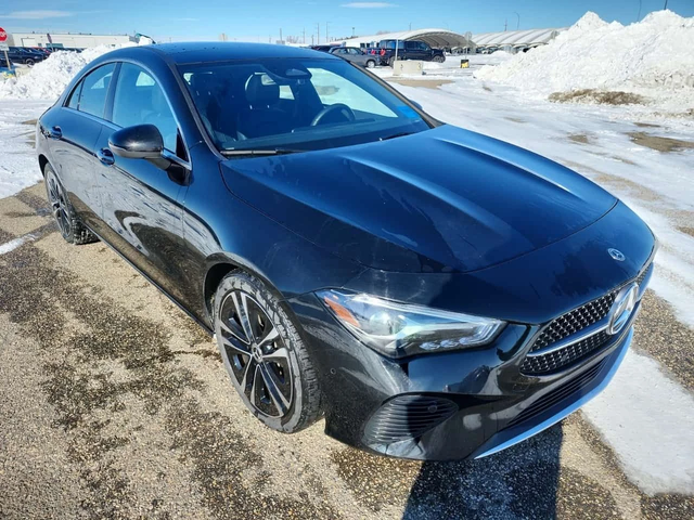 Mercedes-Benz CLA 250 ПАМЕТ| ПАНОРАМА| 360| АМБИЕНТ| - автомобили, коли, обяви за нови и употребявани 1