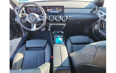 Mercedes-Benz CLA 250 ПАМЕТ| ПАНОРАМА| 360| АМБИЕНТ| - автомобили, коли, обяви за нови и употребявани 8