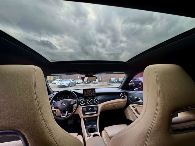 Mercedes-Benz CLA 250 4MATIC * AMG PACK* ПАНОРАМА* ПОДГРЕВИ* КАМЕРА* - автомобили, коли, обяви за нови и употребявани 12