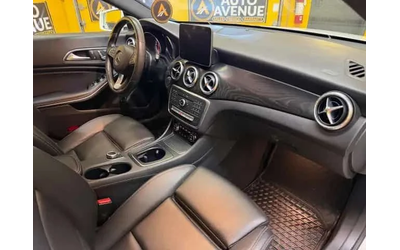 Mercedes-Benz CLA 250 NAVI * КАМЕРА * ПОДГРЕВИ * CARFAX - автомобили, коли, обяви за нови и употребявани 12