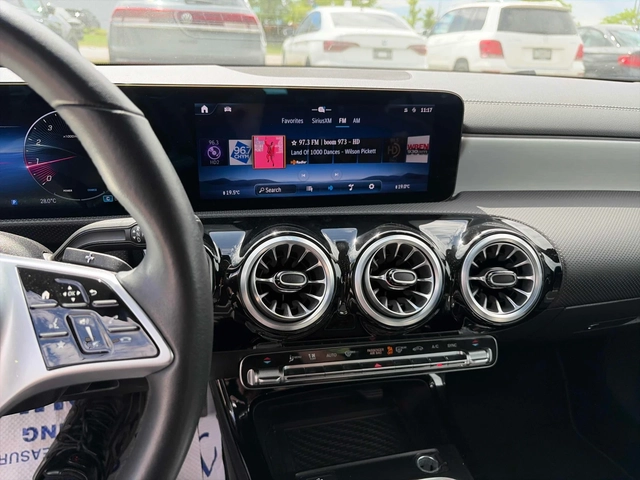 Mercedes-Benz CLA 250 CARFAX - автомобили, коли, обяви за нови и употребявани 6