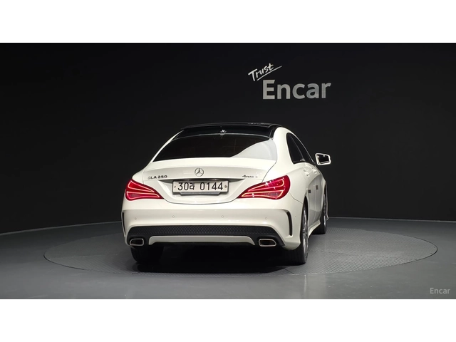 Mercedes-Benz CLA 250 AMG* 4MATIC* КОЖА* ПОДГРЕВ* PANO - автомобили, коли, обяви за нови и употребявани 3
