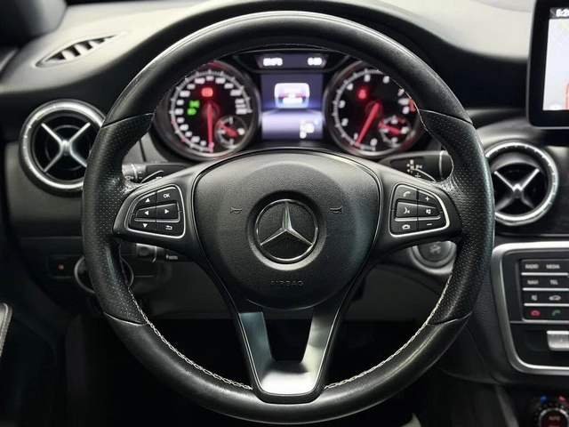 Mercedes-Benz CLA 250 4MATIC/PANOROOF/REAR-VIEW/PREMIUM - автомобили, коли, обяви за нови и употребявани 6